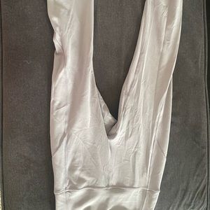 Lululemon Grey Leggings, size 4, length 25